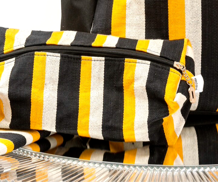 SunStripe Case- Sac Kente, Trousse beauté et crayon