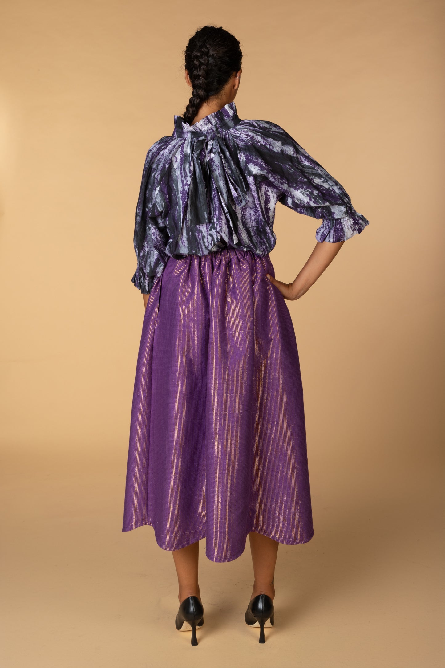 “Sona” purple (Cotton blouse with pleats Around the neck)