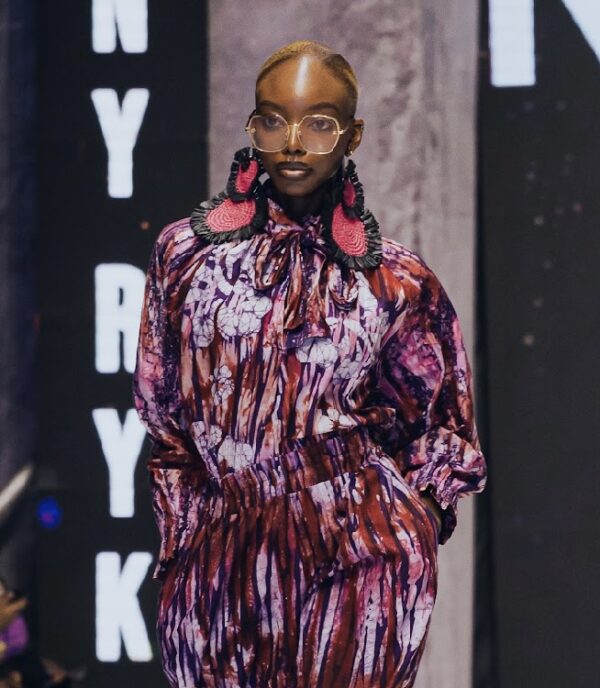 "SPHERE PL” Oversized Raphia Earrings