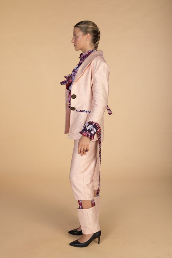 JESS, Pink side belted blazer