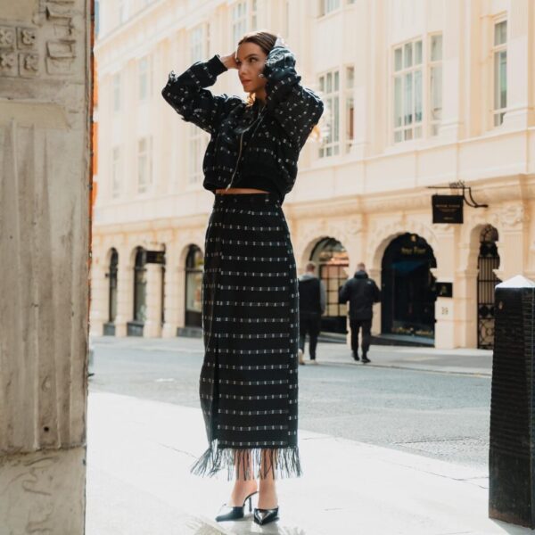 AMINA, BW Kente pencil skirt with front slit - Image 3