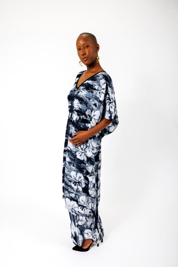 MAUD, Grey kaftan, 3 styles in 1 dress - Image 6