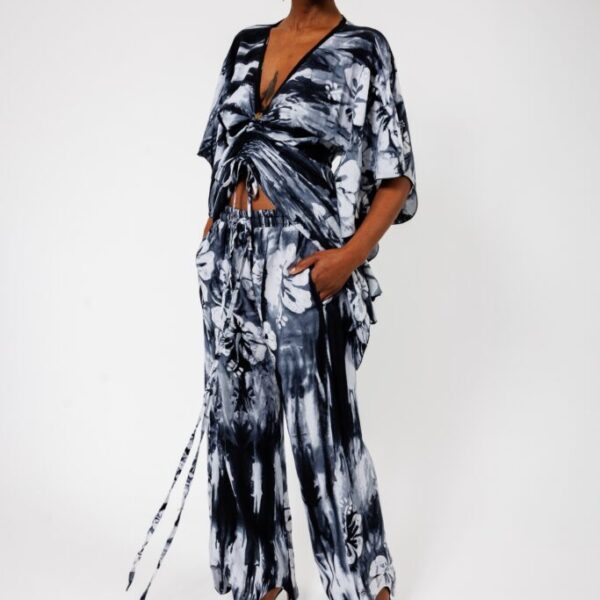 BIBI, Grey flawless Batik trousers