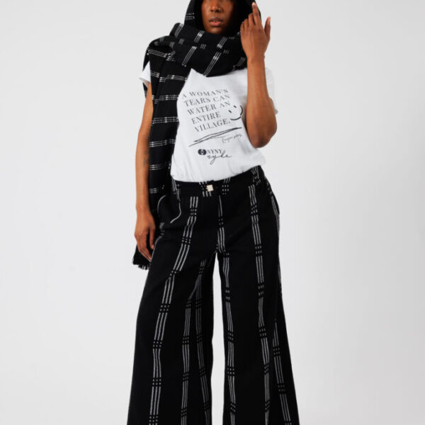 N-R unisex T-shirt, African women's quote